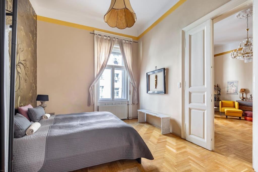 Bourgeois Boheme Apt. 88 M² City Center Budapest Kültér fotó