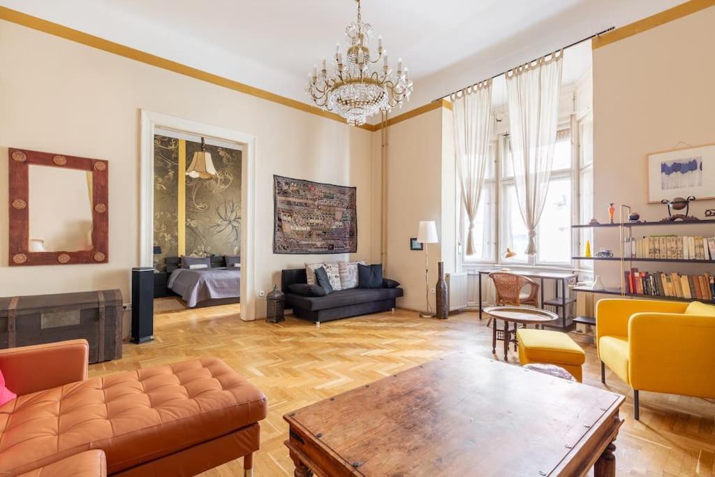 Bourgeois Boheme Apt. 88 M² City Center Budapest Kültér fotó