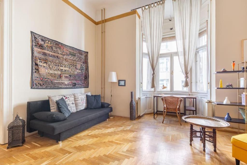 Bourgeois Boheme Apt. 88 M² City Center Budapest Kültér fotó